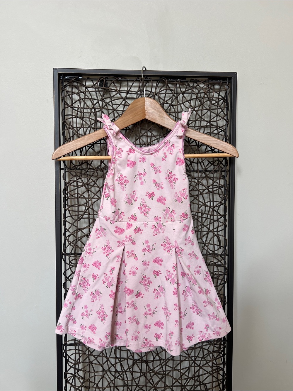 Old Navy Pink Floral Skater Dress Coquette Y2K inverted pleats bows girls 4T